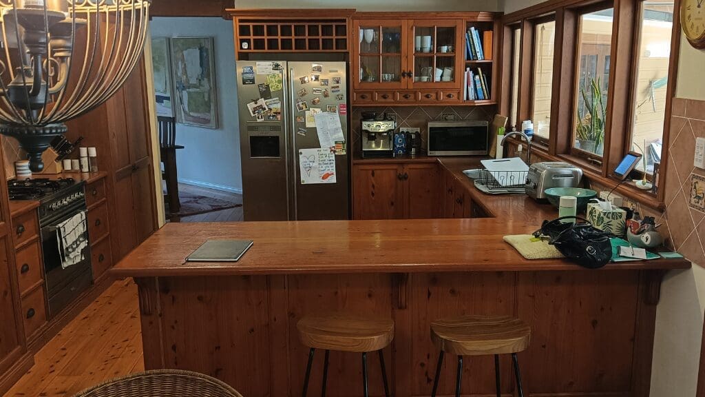 1 kitchen resurfacing